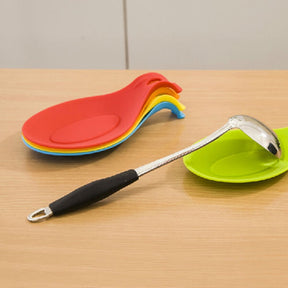 Pack Of 3 Spoon Holders – Kitchen Utensil – Cooking Tool – Heat Resistant (random Color)best quality crockery store in paksitan