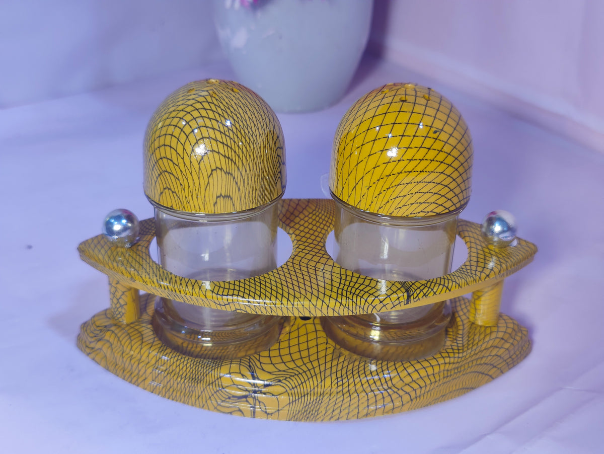 Salt pepper Shaker/Dispenser Made From Very High Quality and Reliable for long term usages Value for money Attractive and easy to fill,Also clean easily