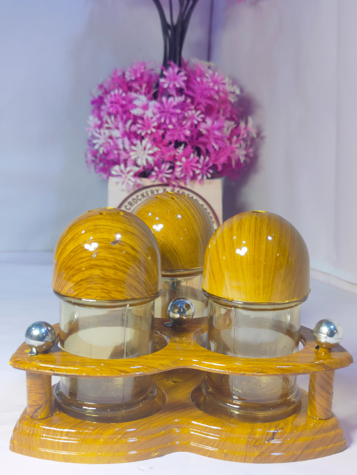 Salt pepper Shaker/Dispenser Made From Very High Quality and Reliable for long term usages Value for money Attractive and easy to fill,Also clean easily