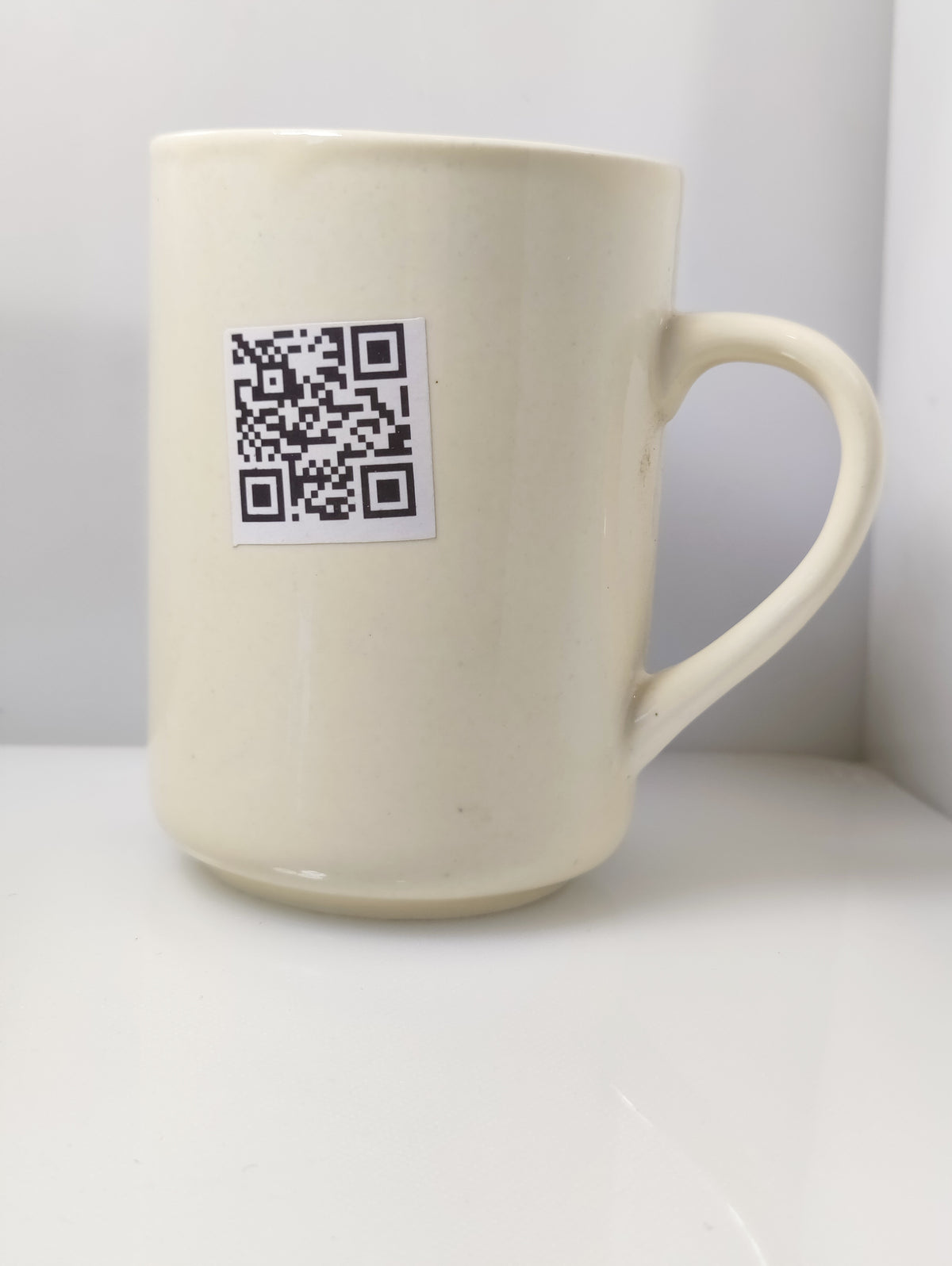 Large Size Gift pack Tea Mugg/Coffee Mugg With Dark brown 🤎 Color Beautiful shape 4.5 inch Height